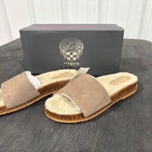 ✨ Vince Camuto Kendial Leather Slide Sandals – Size 8 (Brand New!) ✨